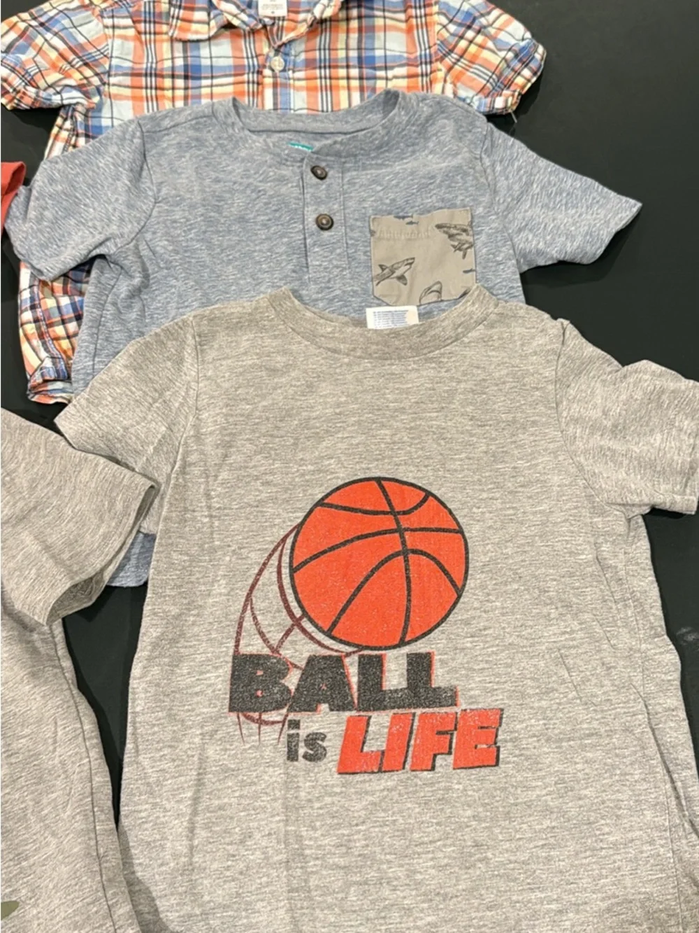 Bundle of 6 boys tshirts 3T - Picture 3 of 3